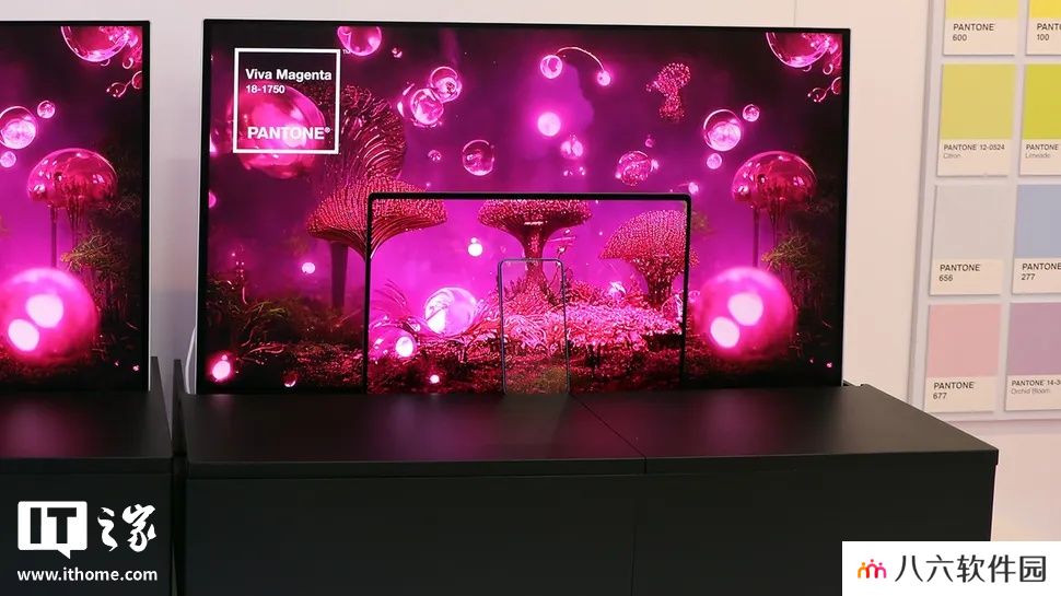 三星显示在 MWC 2025 大秀 OLED 技术：500Hz 显示器、可折叠掌机等